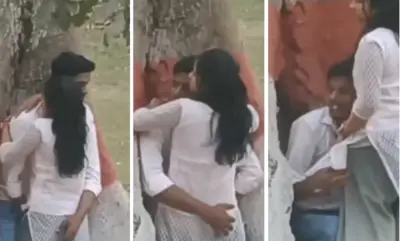 College Girl Ki Chut me Lund Ghisa Boy Khul me Sex Karte Viral Video
